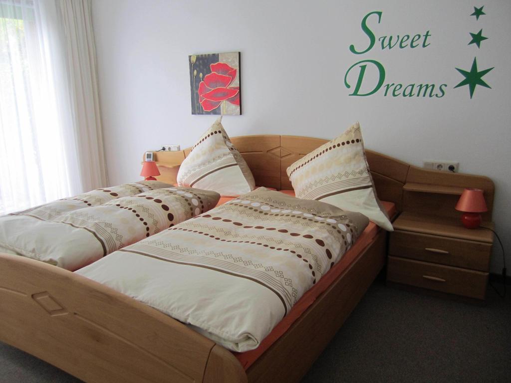 Pension Klein und Ferienwohnungen Bodenmais Zimmer foto